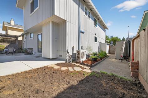 5410 Corbett Circle Santa Rosa CA 95403