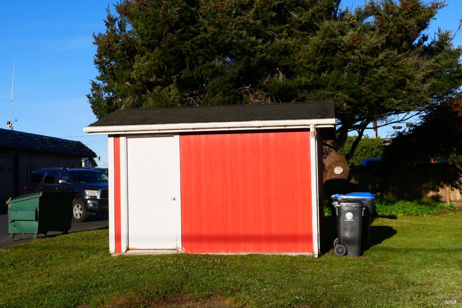 658 S Franklin Street Fort Bragg CA 95437