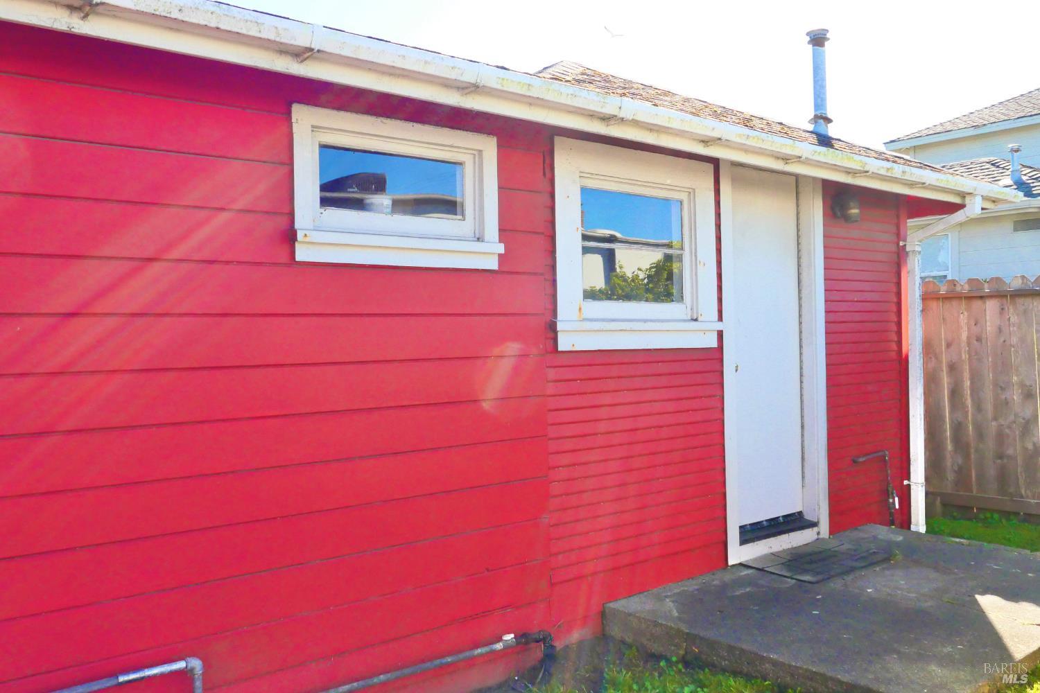 658 S Franklin Street Fort Bragg CA 95437