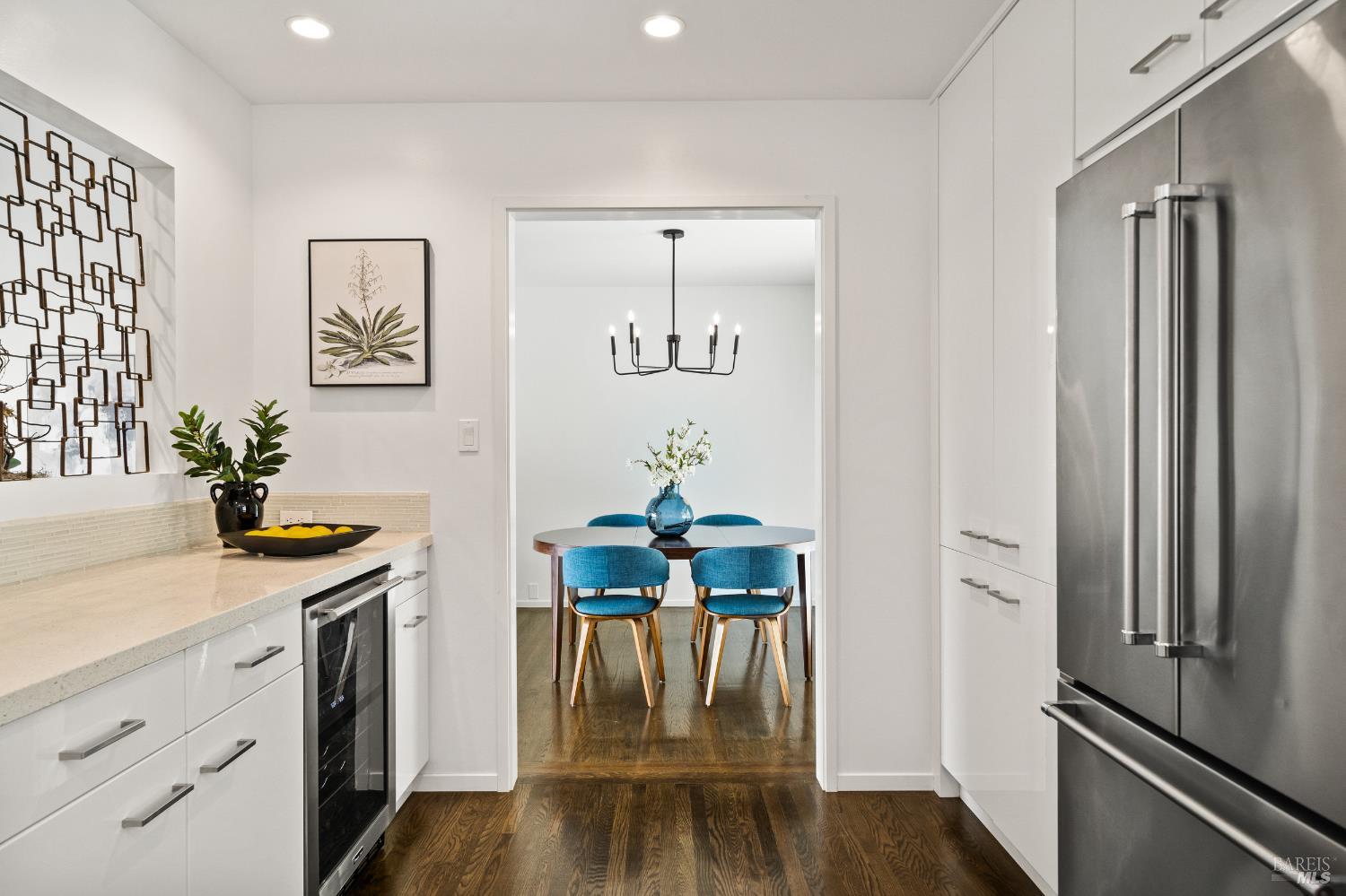 359 Via La Cumbre Street Greenbrae CA 94904