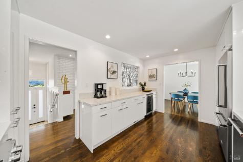 359 Via La Cumbre Street Greenbrae CA 94904
