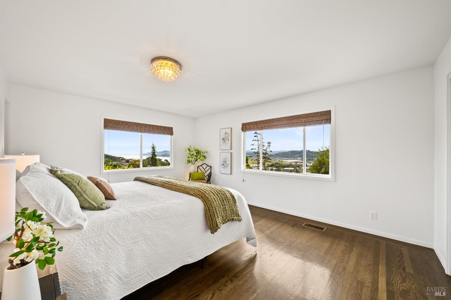 359 Via La Cumbre Street Greenbrae CA 94904