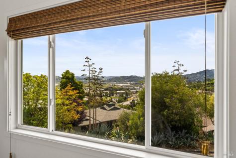 359 Via La Cumbre Street Greenbrae CA 94904
