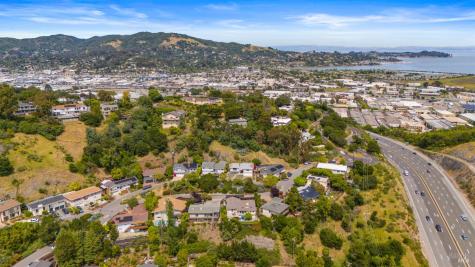359 Via La Cumbre Street Greenbrae CA 94904