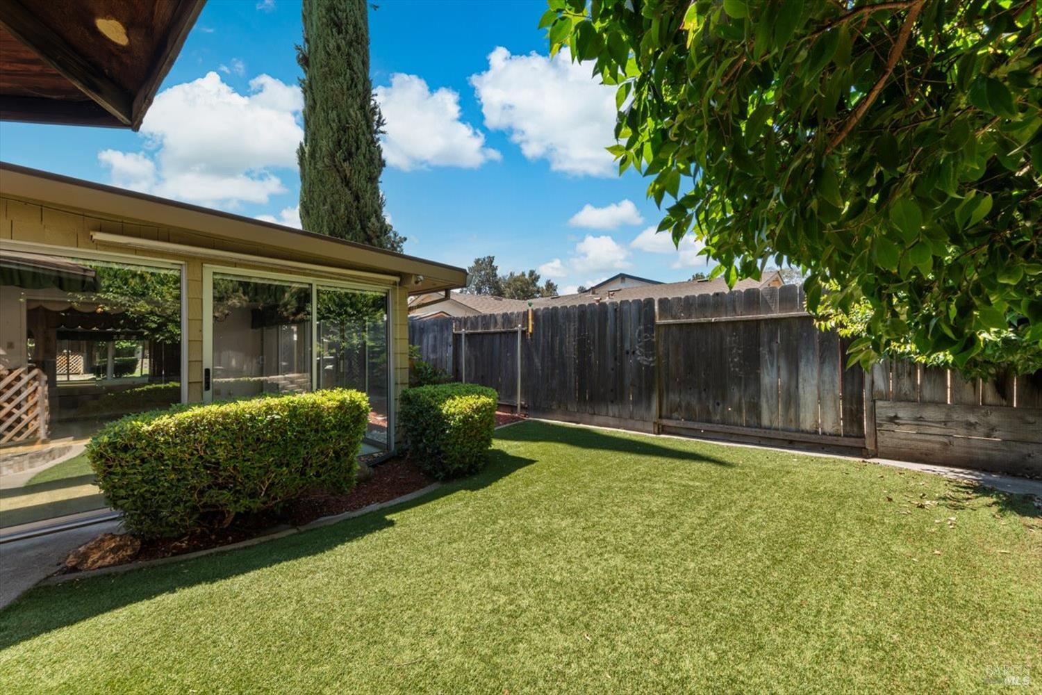 554 Asbury Lane Fairfield CA 94533