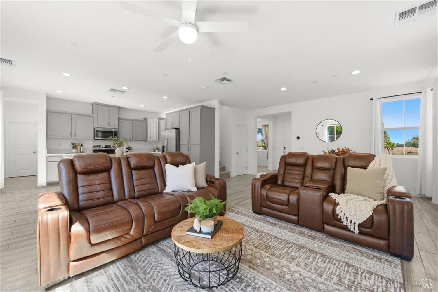 824 Tulip Street Vacaville CA 95687