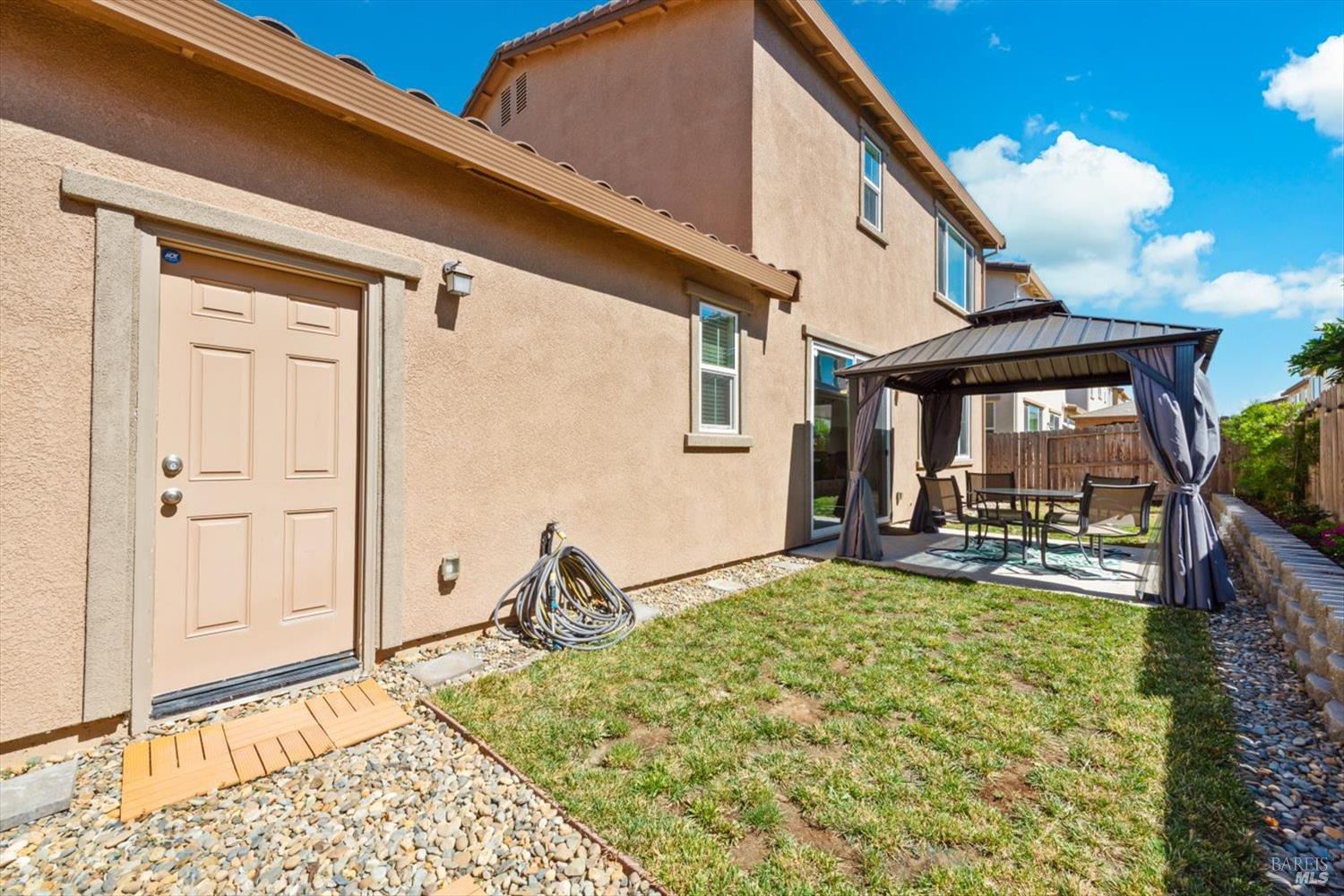 824 Tulip Street Vacaville CA 95687