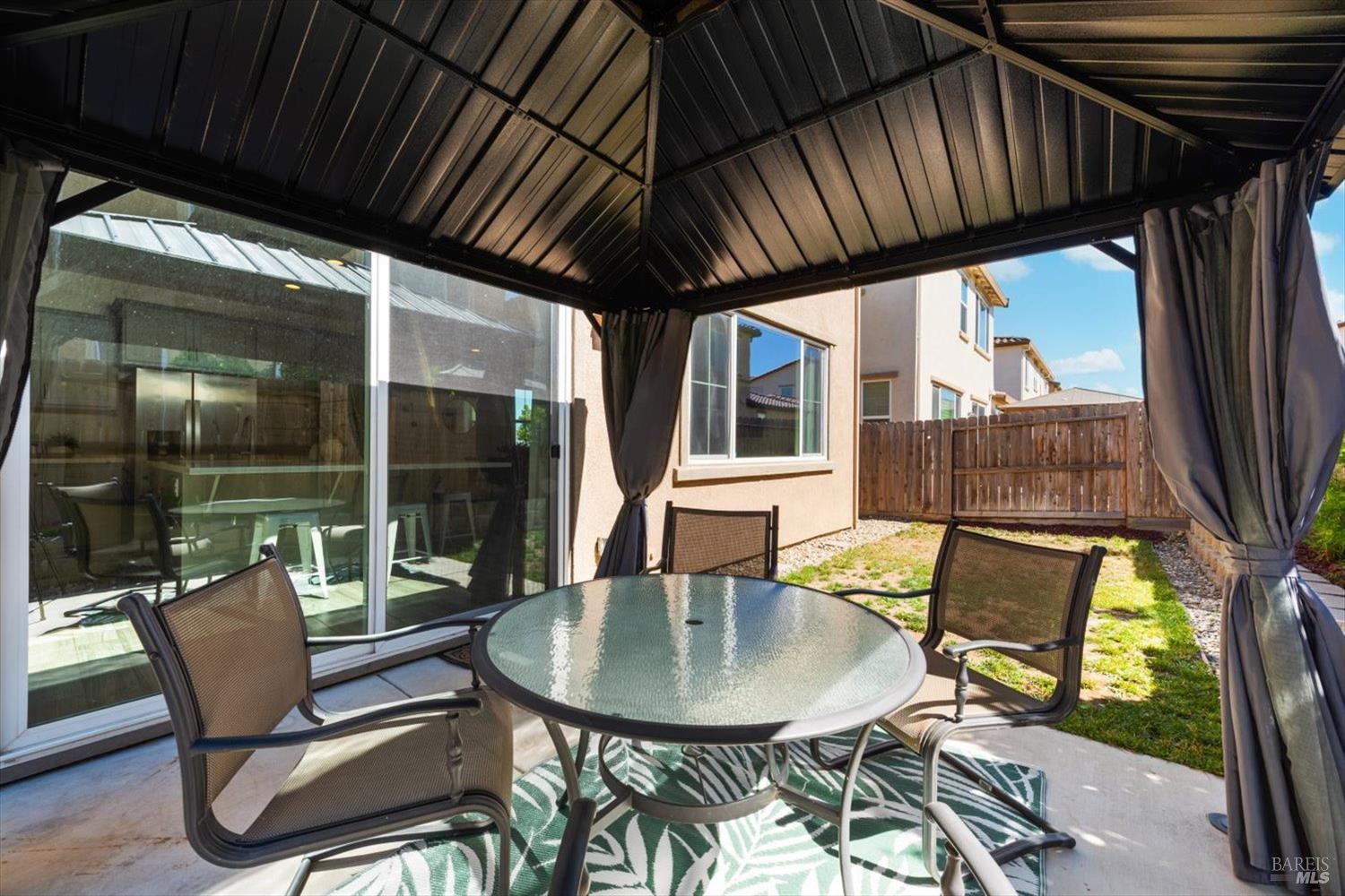 824 Tulip Street Vacaville CA 95687