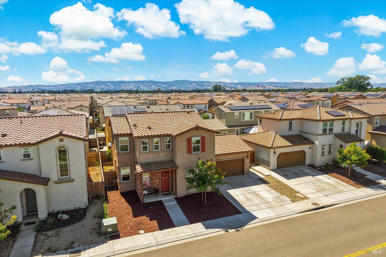 824 Tulip Street Vacaville CA 95687