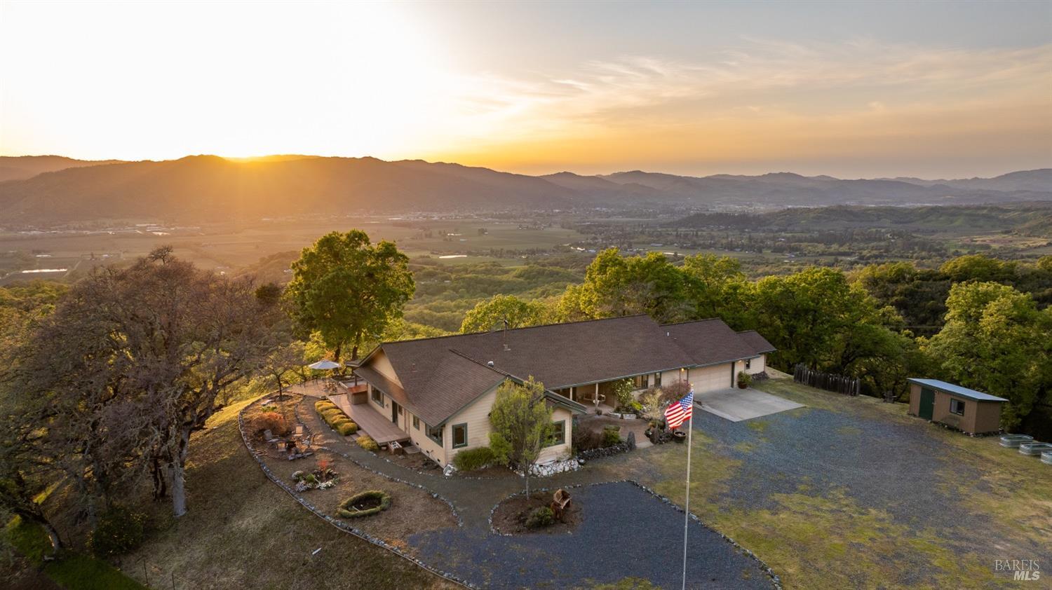 2389 Twining Road Talmage CA 95481