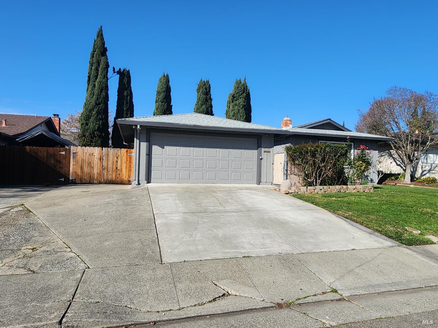 2731 Orchid Street Fairfield CA 94533