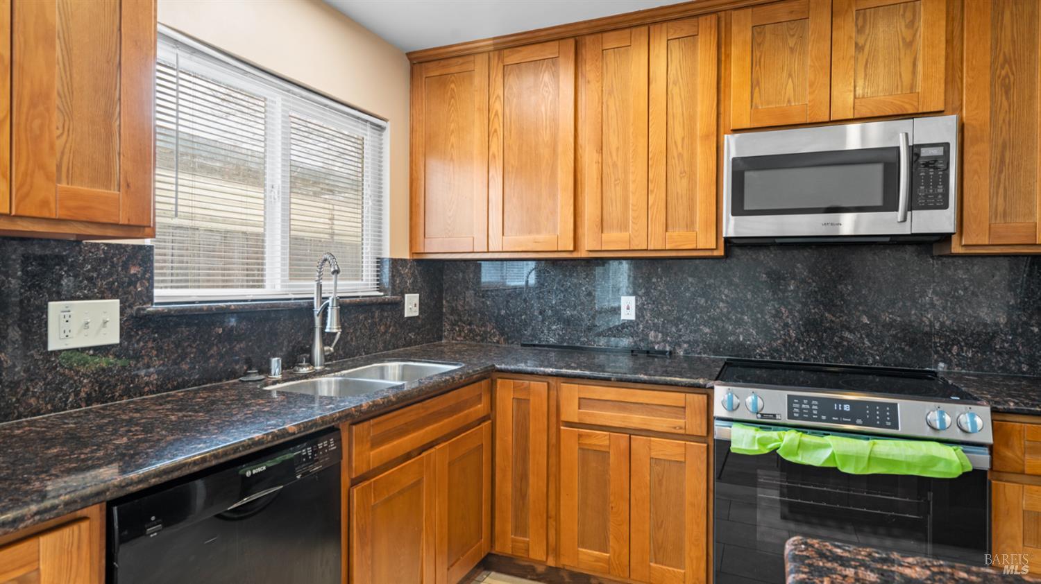 2731 Orchid Street Fairfield CA 94533