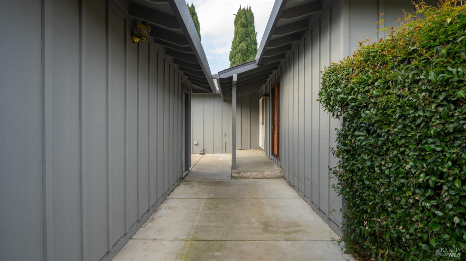 2731 Orchid Street Fairfield CA 94533