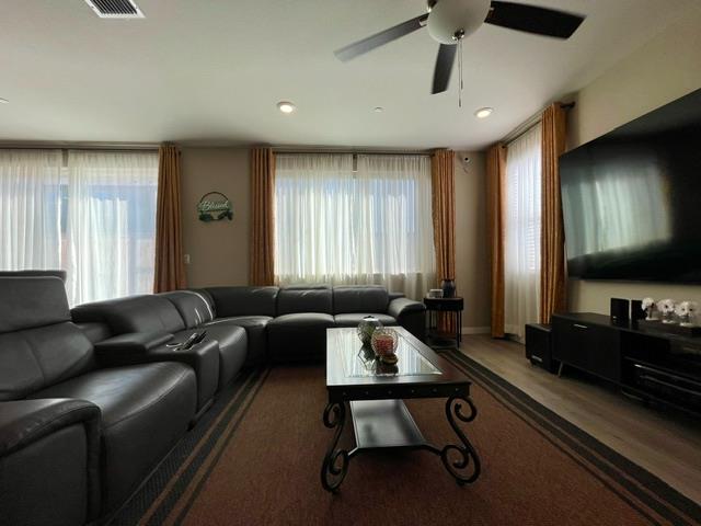 2750 Wheat Grass Street Sacramento CA 95833