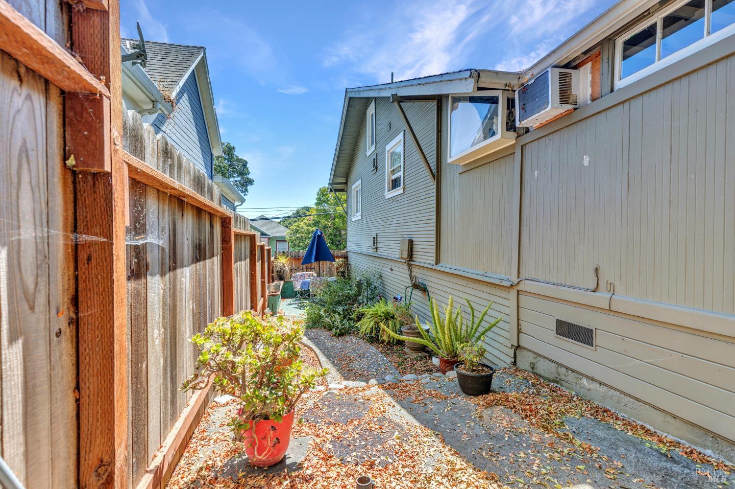 807 El Dorado Street Vallejo CA 94590