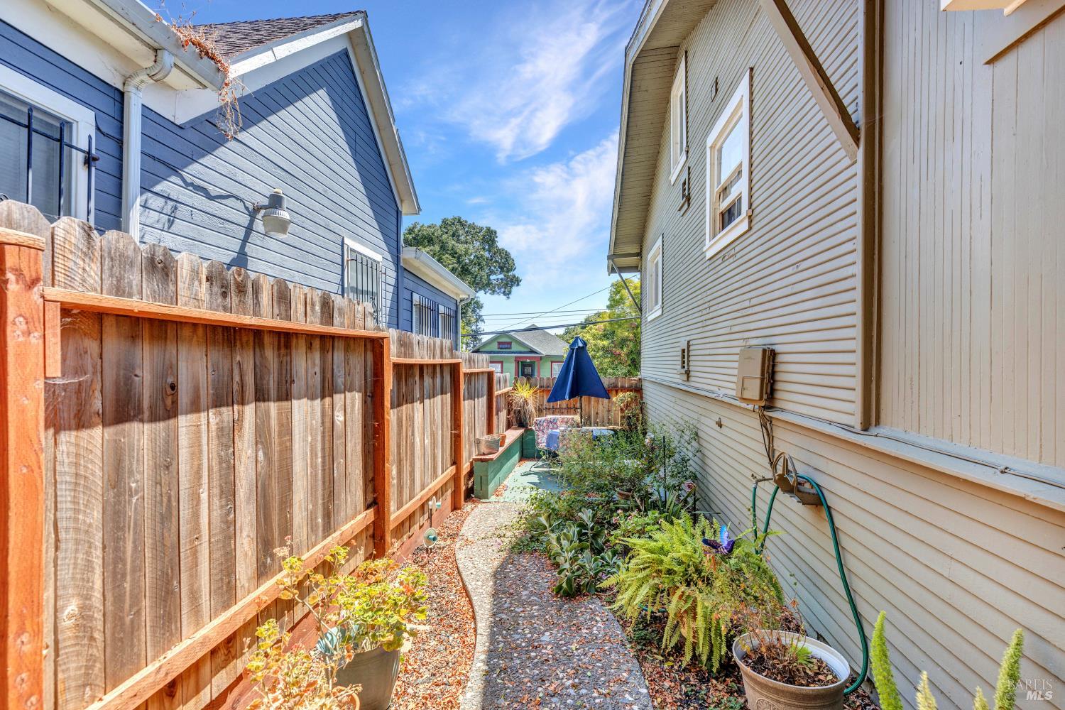 807 El Dorado Street Vallejo CA 94590
