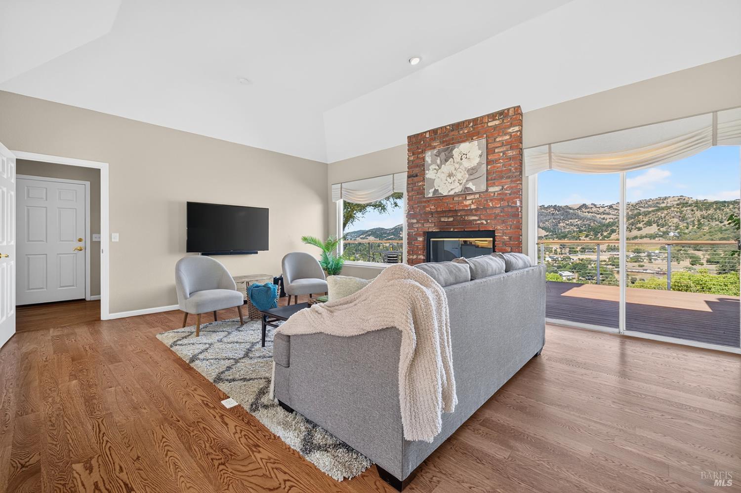 6347 Meadowridge Drive Santa Rosa CA 95409