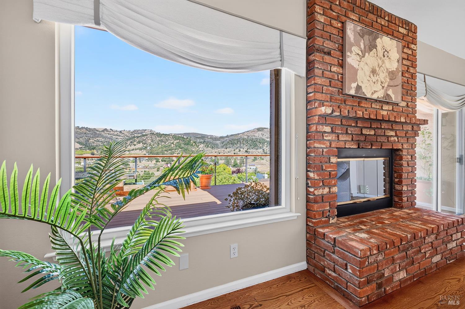 6347 Meadowridge Drive Santa Rosa CA 95409