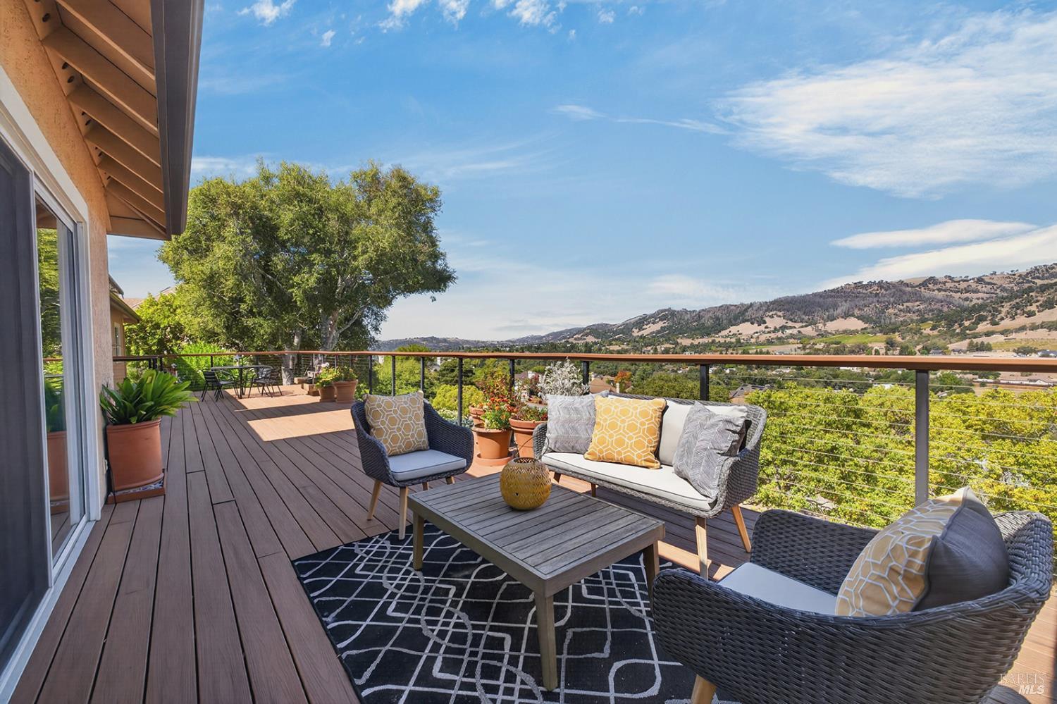 6347 Meadowridge Drive Santa Rosa CA 95409