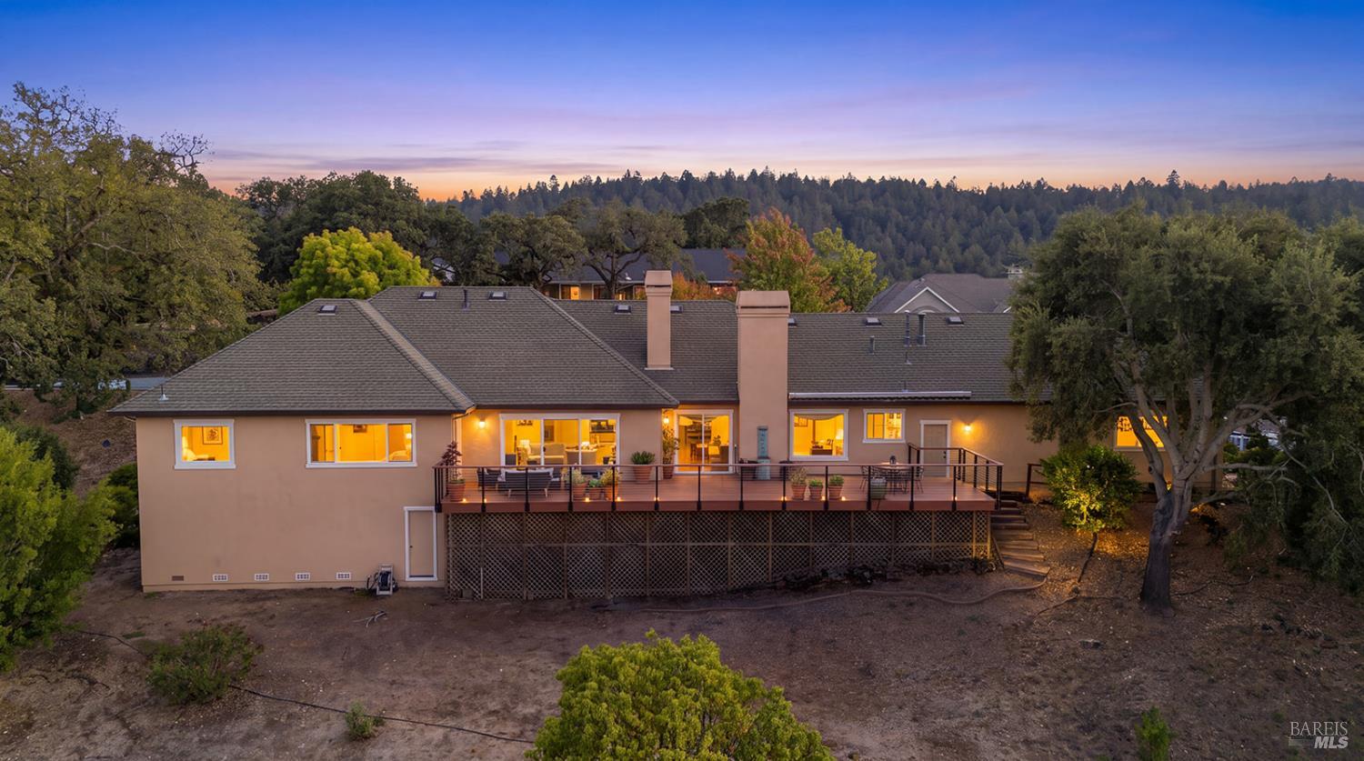 6347 Meadowridge Drive Santa Rosa CA 95409