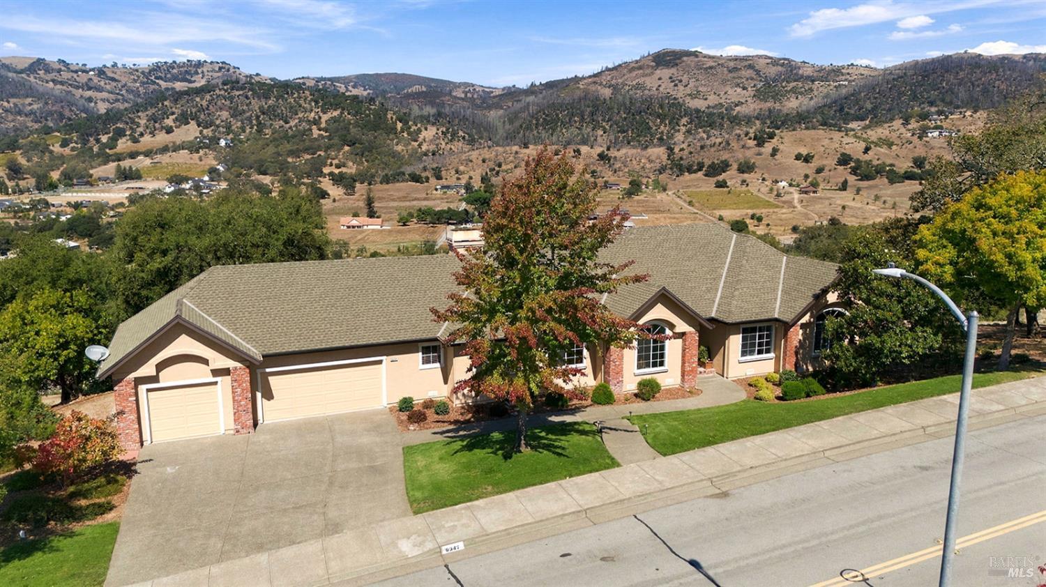 6347 Meadowridge Drive Santa Rosa CA 95409