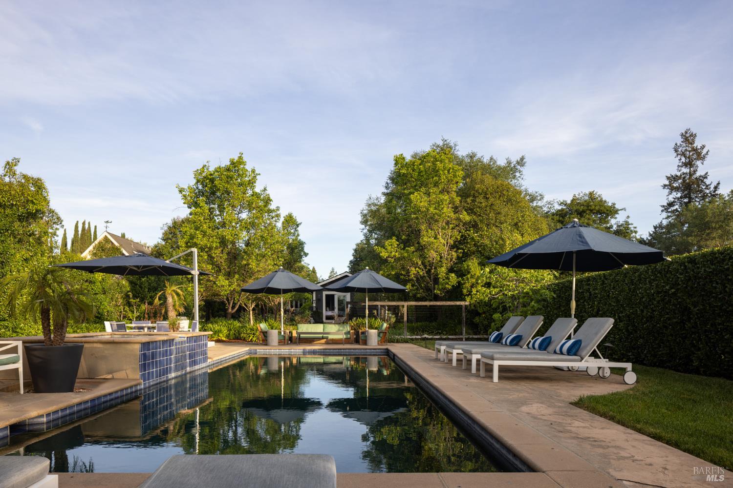 905 Charter Oak Avenue St. Helena CA 94574