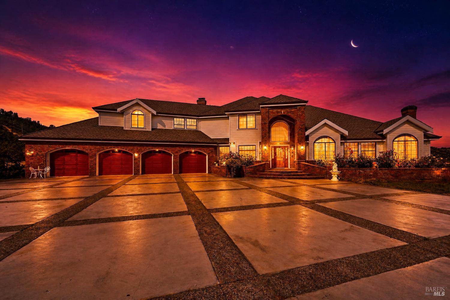 2511 State Highway 53 Clearlake CA 95422