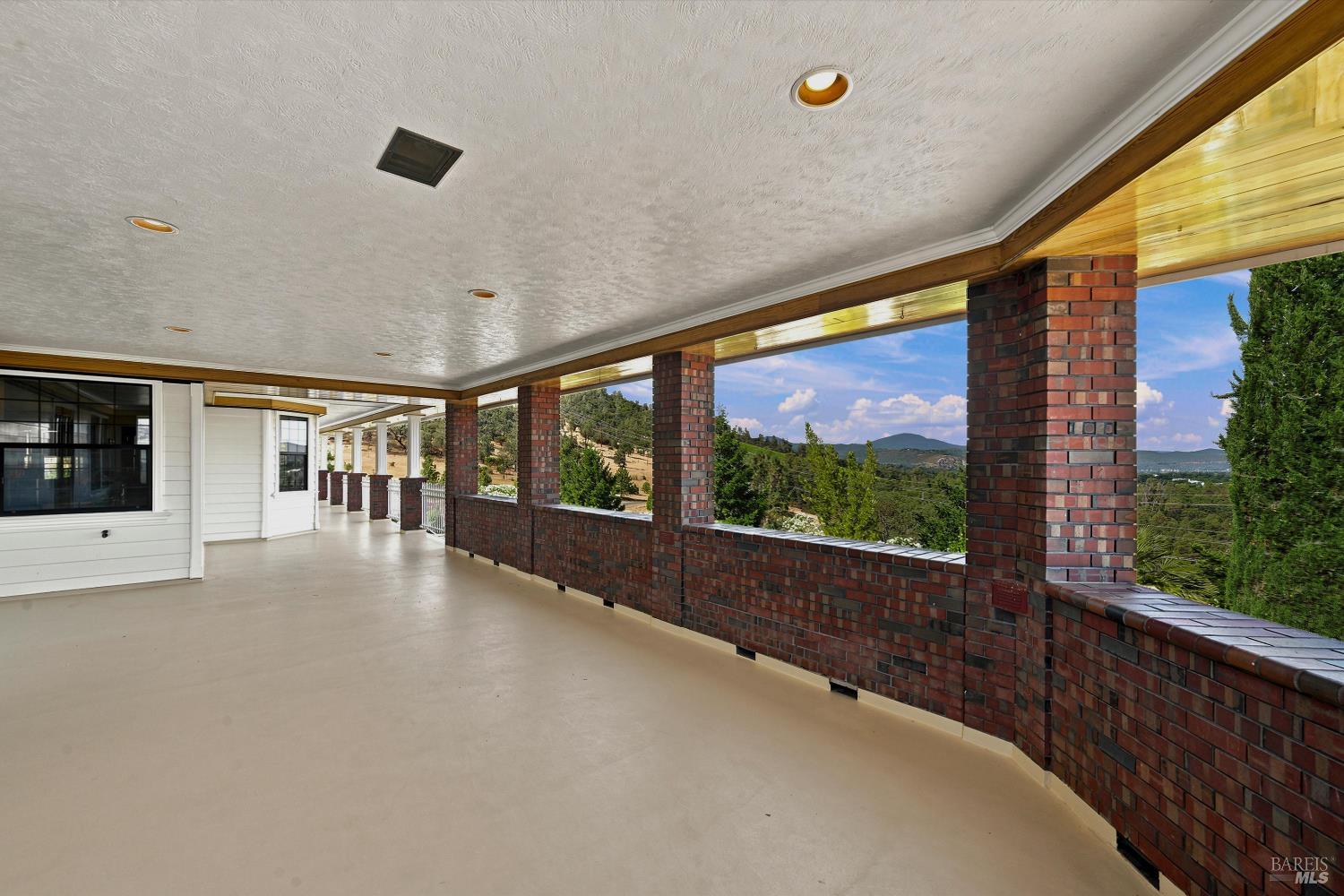 2511 State Highway 53 Clearlake CA 95422