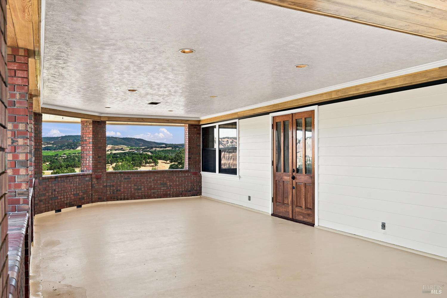 2511 State Highway 53 Clearlake CA 95422