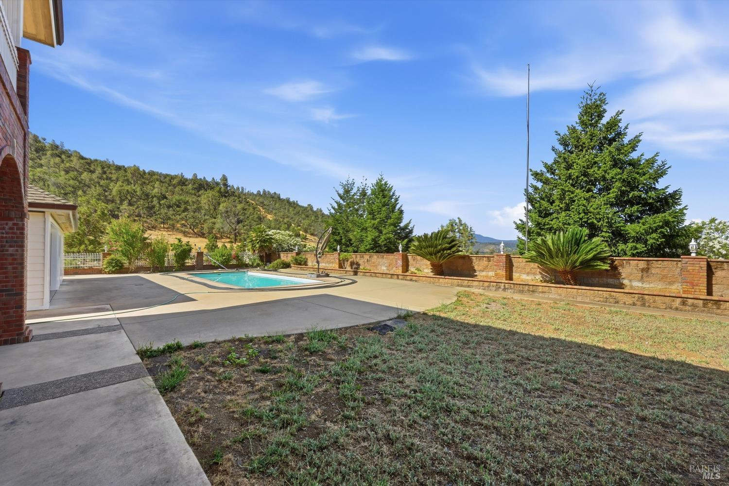 2511 State Highway 53 Clearlake CA 95422