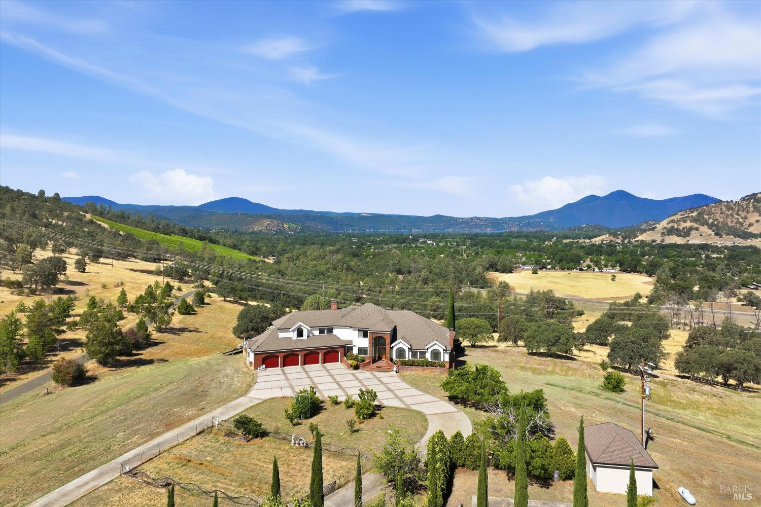 2511 State Highway 53 Clearlake CA 95422