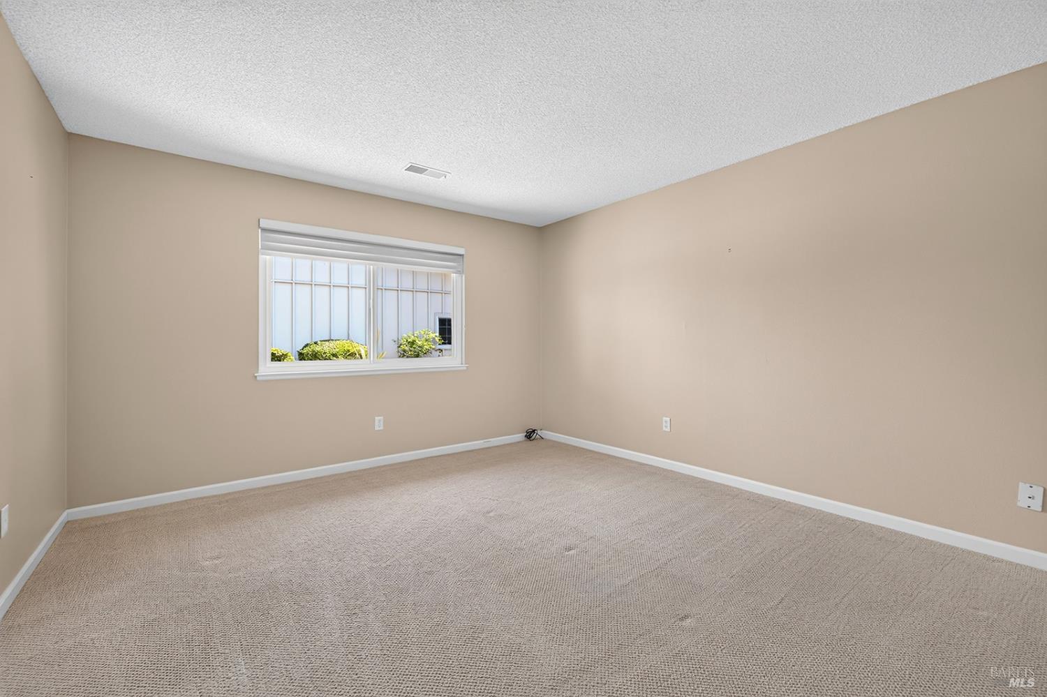 402 Meadowgreen Drive Santa Rosa CA 95409