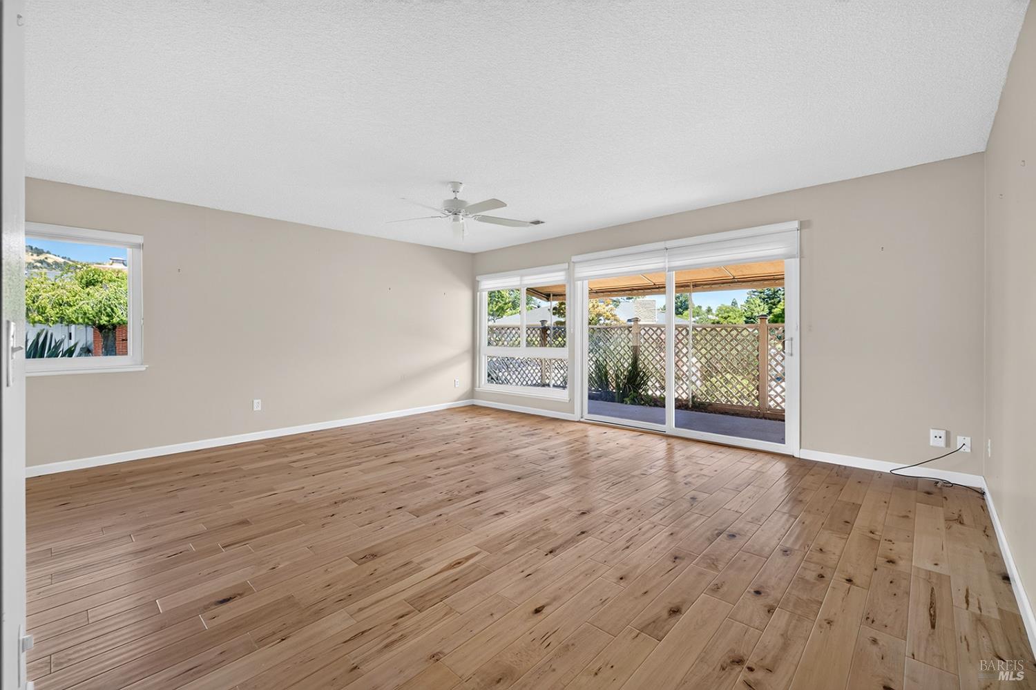 402 Meadowgreen Drive Santa Rosa CA 95409