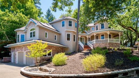 1362 Manzanita Court Santa Rosa CA 95404