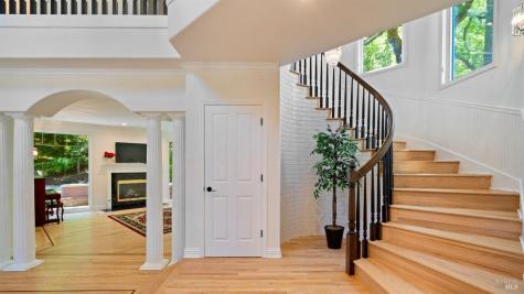 1362 Manzanita Court Santa Rosa CA 95404