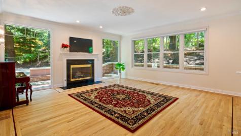 1362 Manzanita Court Santa Rosa CA 95404