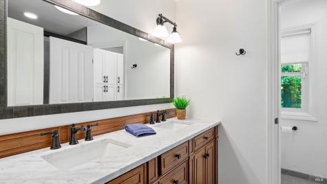 1362 Manzanita Court Santa Rosa CA 95404