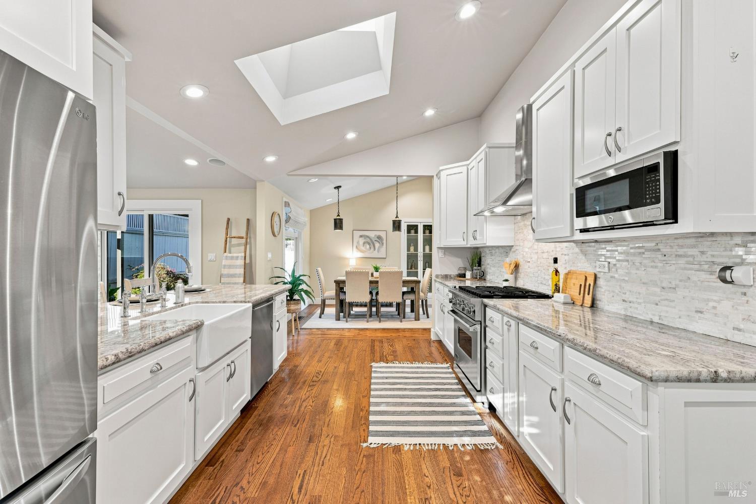 956 Phillips Avenue Petaluma CA 94952