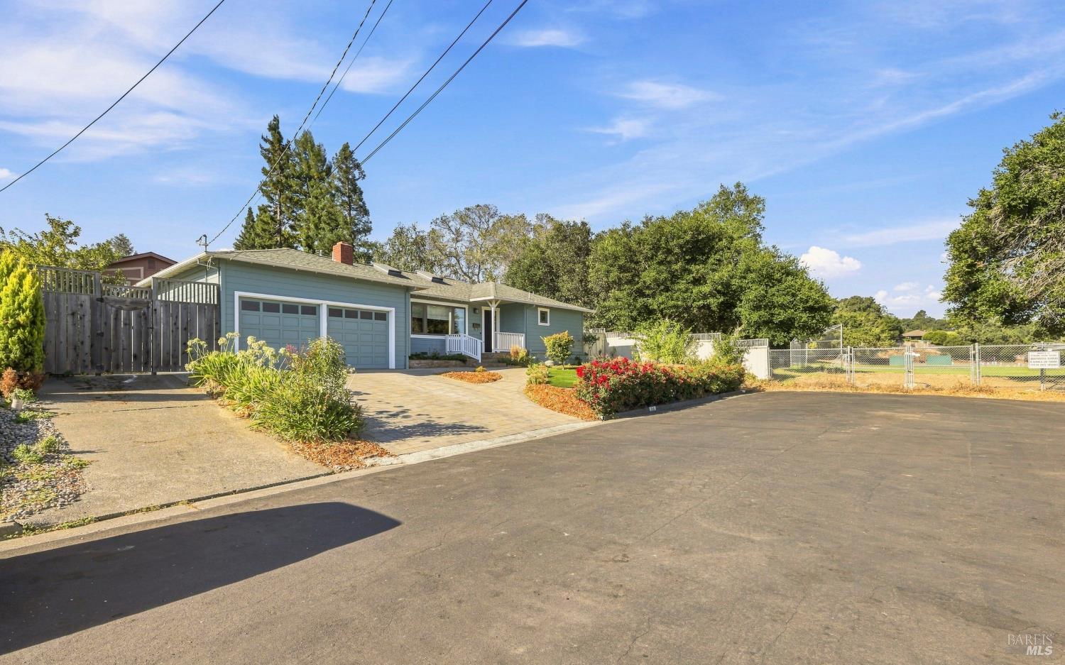 956 Phillips Avenue Petaluma CA 94952