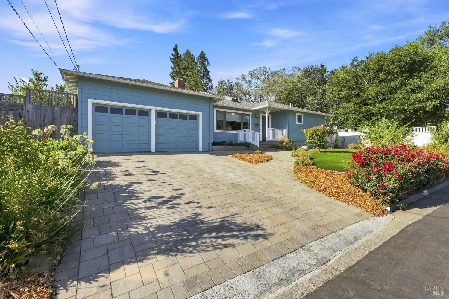 956 Phillips Avenue Petaluma CA 94952