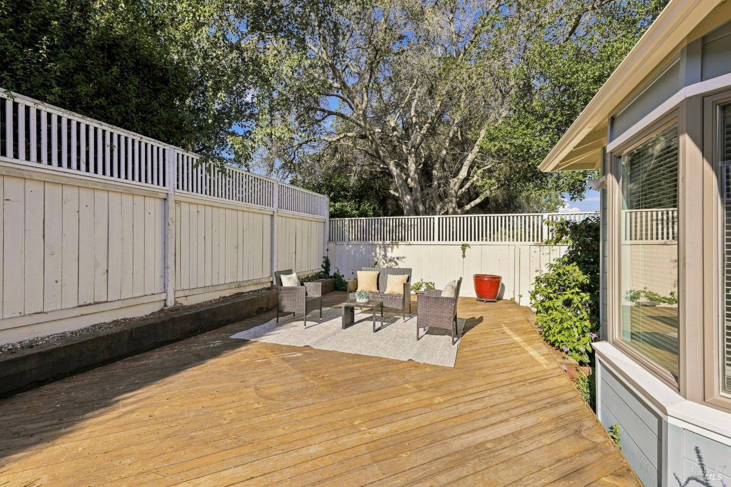 956 Phillips Avenue Petaluma CA 94952