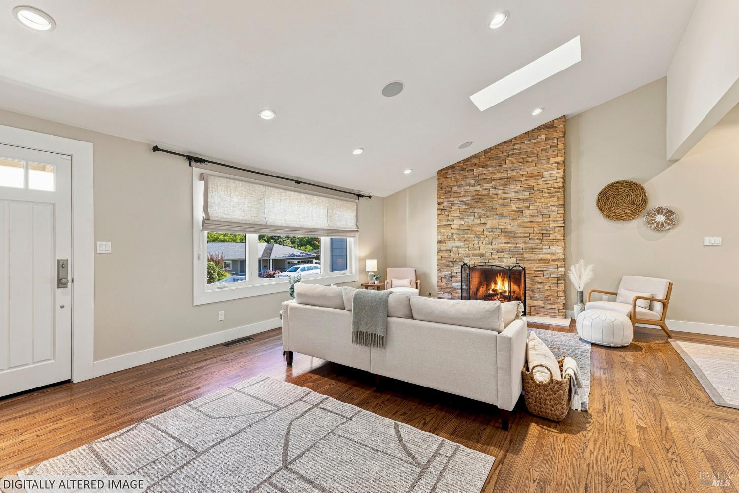956 Phillips Avenue Petaluma CA 94952