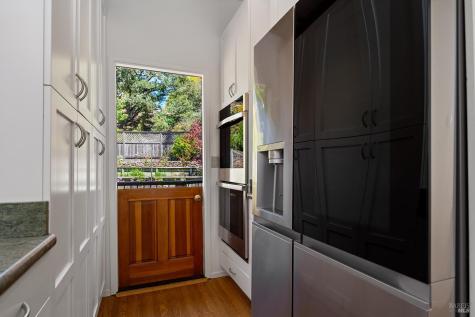 646 Ridgewood Avenue Mill Valley CA 94941