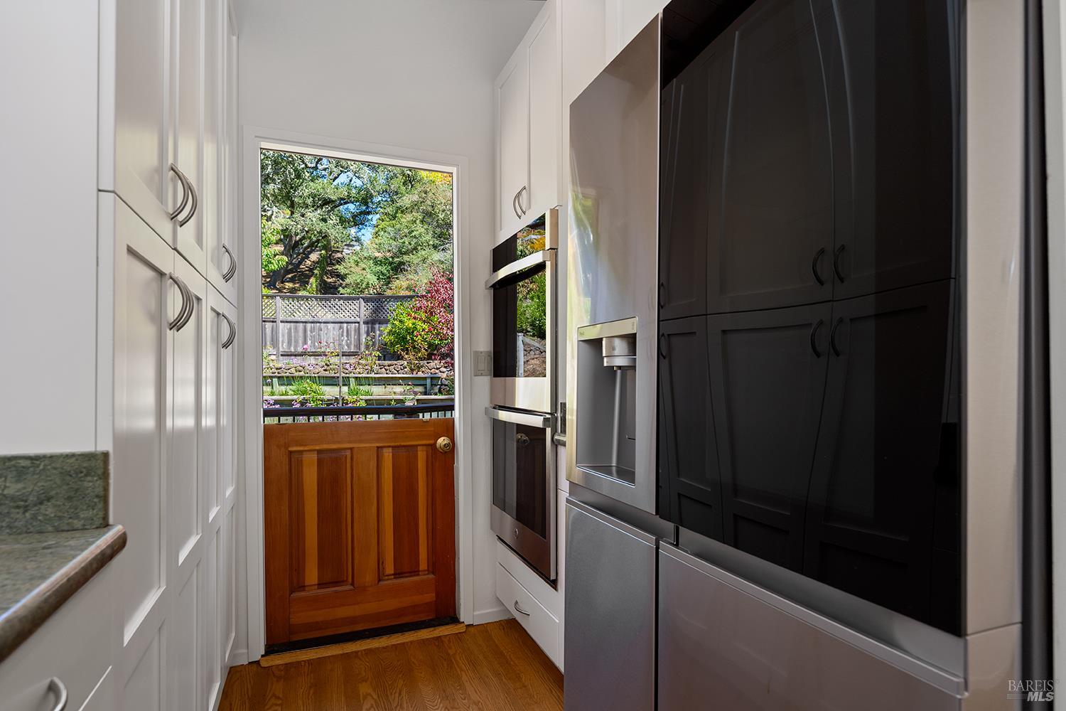 646 Ridgewood Avenue Mill Valley CA 94941