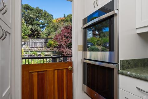 646 Ridgewood Avenue Mill Valley CA 94941