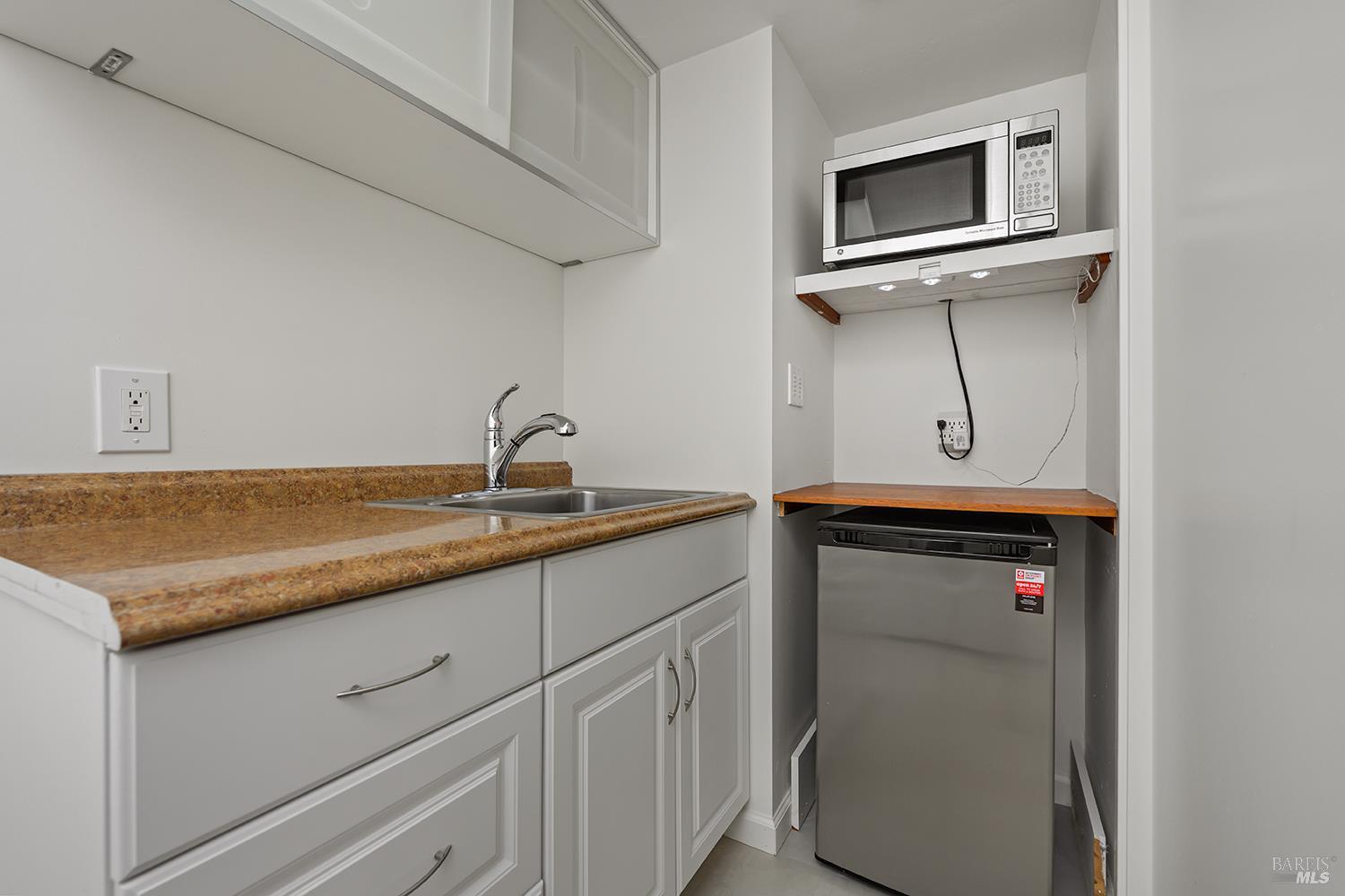 646 Ridgewood Avenue Mill Valley CA 94941