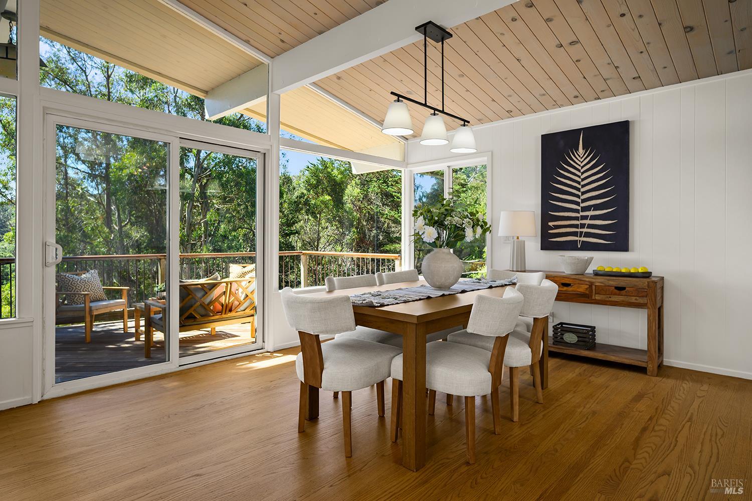 646 Ridgewood Avenue Mill Valley CA 94941