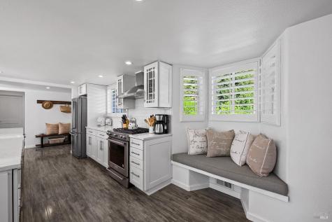 16530 Laughlin Road Guerneville CA 95446