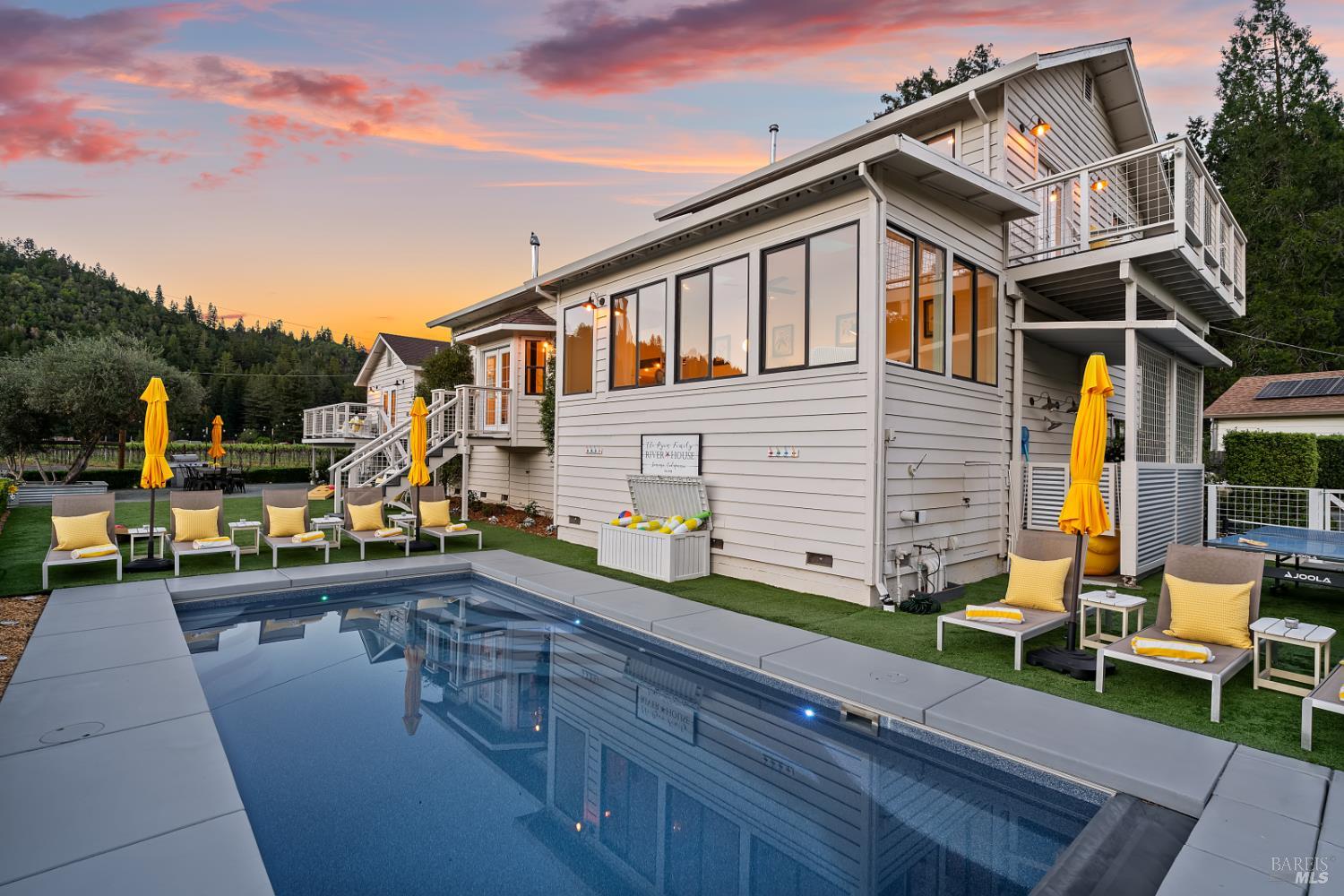 16530 Laughlin Road Guerneville CA 95446