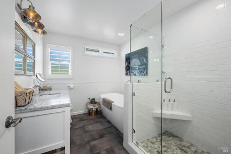 16530 Laughlin Road Guerneville CA 95446